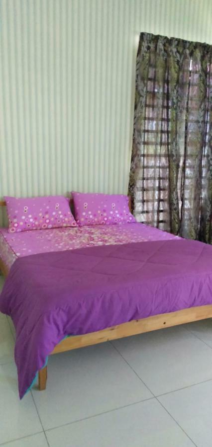 Seri Homestay 293 Sungai Petani Esterno foto